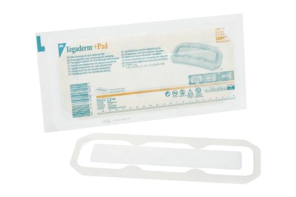 3M TEGADERM™ +PAD FILM DRESSING WITH NON-ADHERENT PAD photo