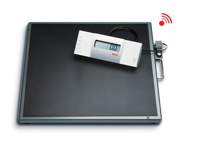 SECA EMR-VALIDATED FLAT SCALE WITH EXTRA LARGE PLATFORM photo